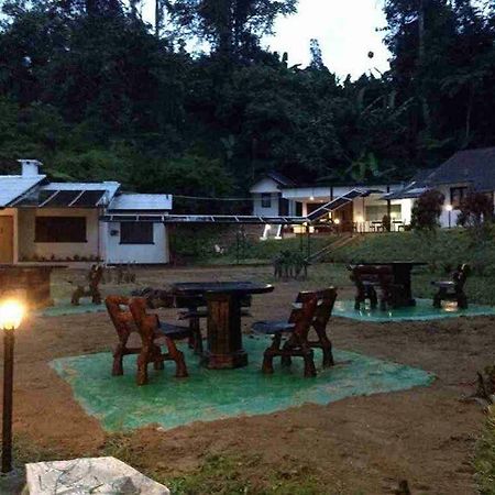 Dew Drop Inn 타나라타 외부 사진